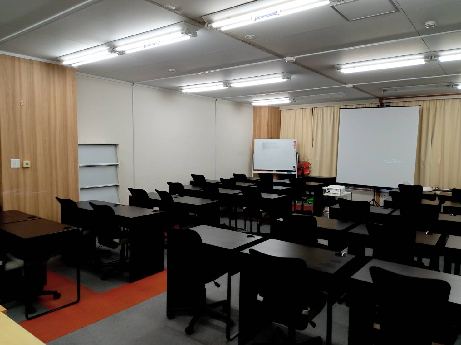 8号館教室の写真